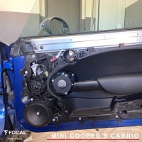Mini Cooper S Cabrio Focal integration por Auto Eclipse