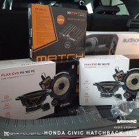 Honda Civic hatchback upgrade áudio por Bassound