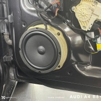 Adaptador colunas frente Audi A4 B8