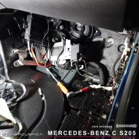 Mercedes C S205 subwoofer amplificador Match por Bassound
