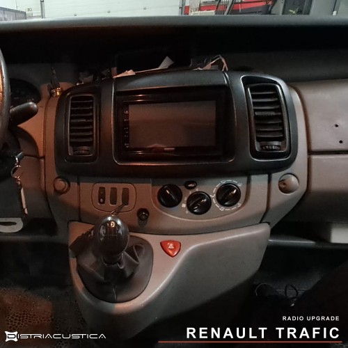 Radio e camera Renault Trafic