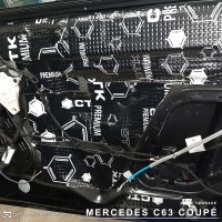 Mercedes C63 Coupé Burmester