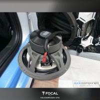 VW Golf GTE hifi upgrade Focal