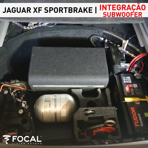 Jaguar XF subwoofer